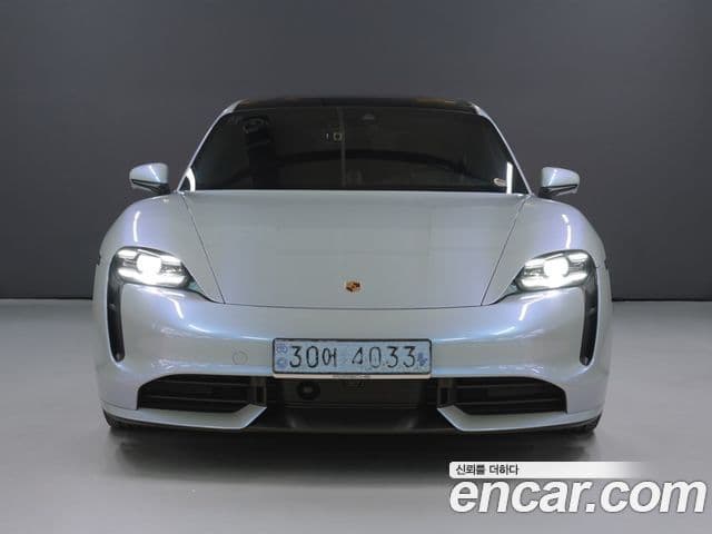 Porsche 타이칸 турбо, 2021 3