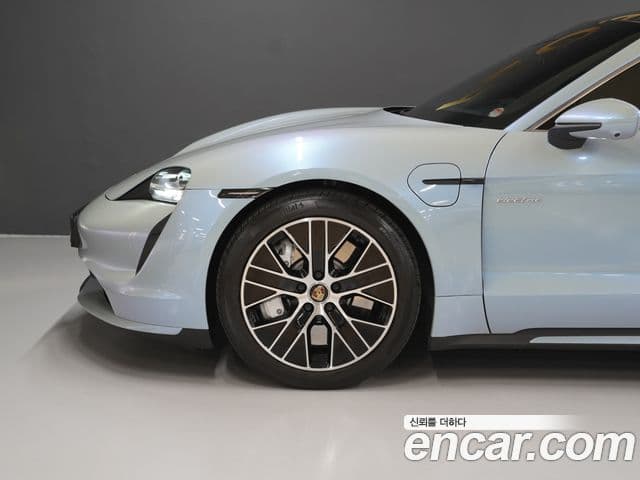 Porsche 타이칸 турбо, 2021 11