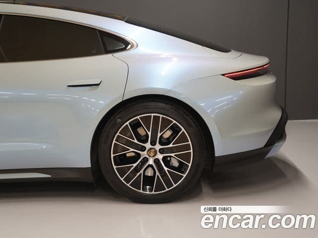 Porsche 타이칸 турбо, 2021 12