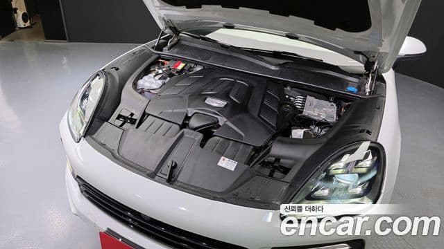 Porsche Cayenne (PO536) 3.0 купе, 2021 6