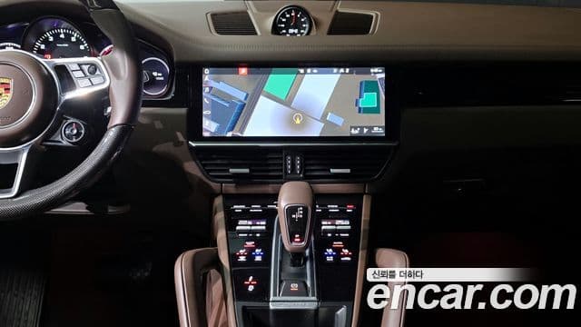 Porsche Cayenne (PO536) 3.0 купе, 2021 19