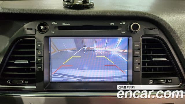 Hyundai LF Sonata Style, 2015 10