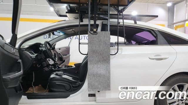 Hyundai LF Sonata Style, 2015 17