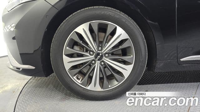 Kia K8 Noblesse, 2022 все фото