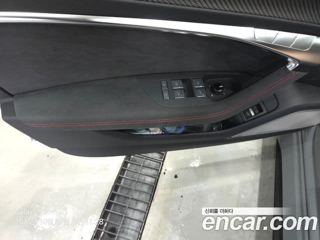 Audi RS6 (C8) 4.0 TFSI Quattro Avant performance, 2025 15