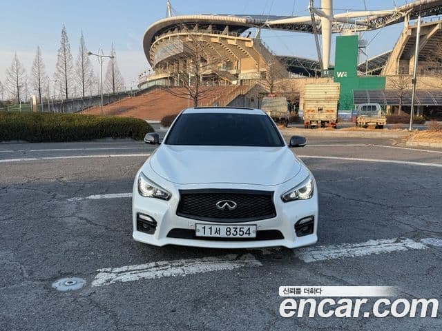 Infiniti Q50 3.5 гибрид high-tech, 2015 1