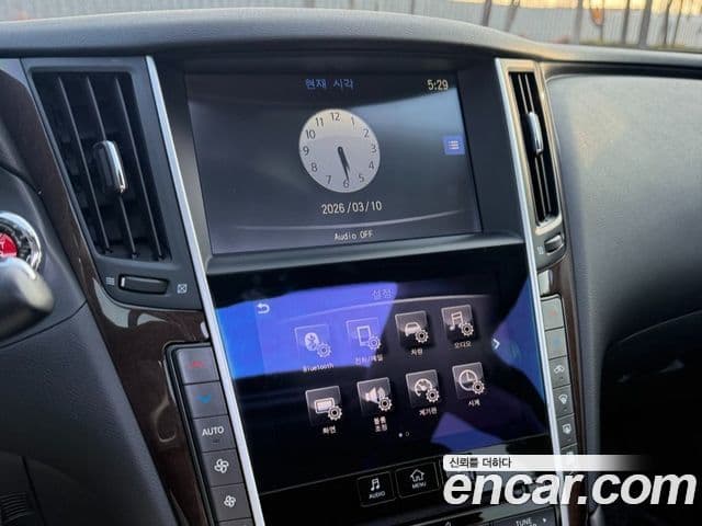 Infiniti Q50 3.5 гибрид high-tech, 2015 10