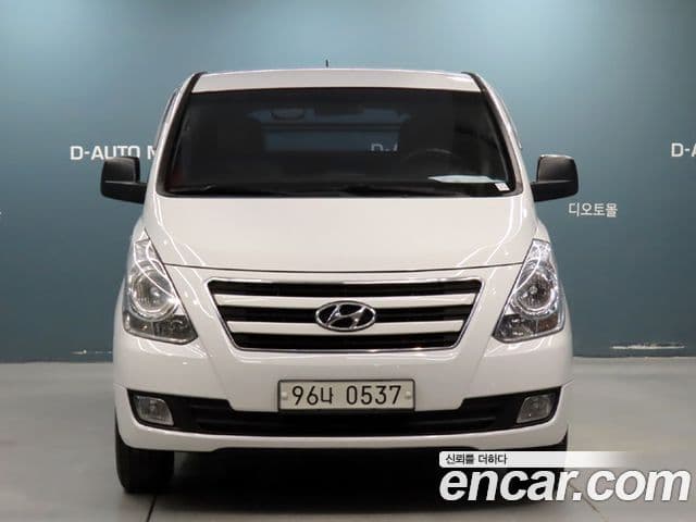 Hyundai Grand Starex CVX Deluxe, 2017 2