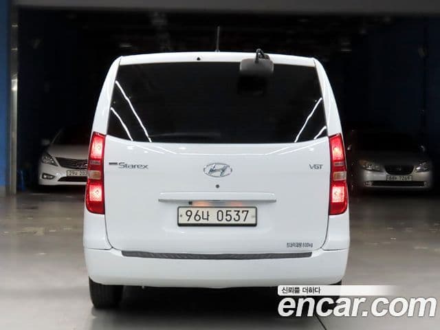 Hyundai Grand Starex CVX Deluxe, 2017 3