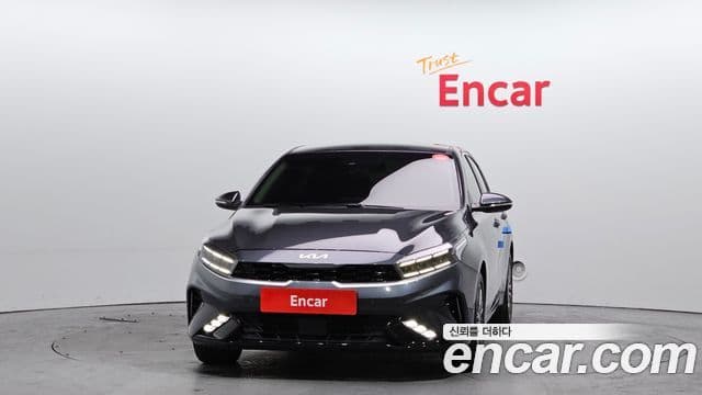 Kia The / новый New K3 2세대 Signature, 2023 3