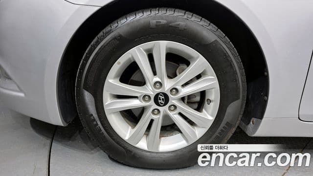 Hyundai YF Sonata чёрный, 2011 все фото