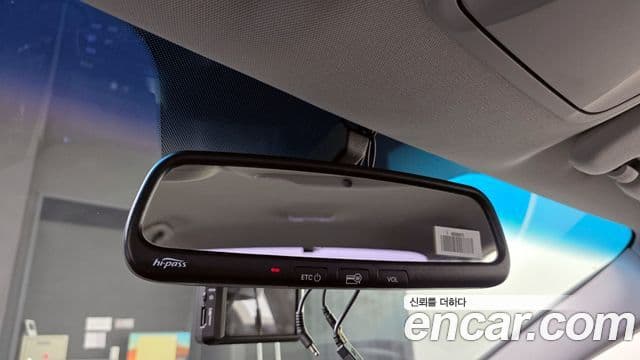 Hyundai YF Sonata чёрный, 2011 15