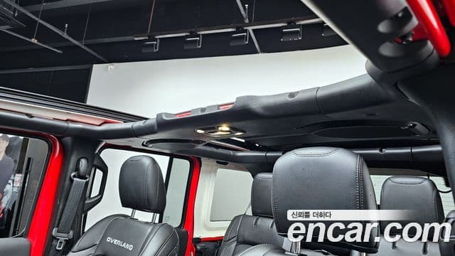 Jeep Wrangler (JL) 2.0 Overland Power top 4도어, 2022 18