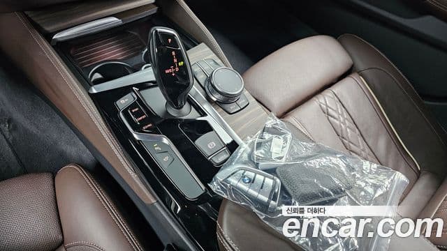 BMW 5시리즈 (G30) 530i xDrive M Sport Plus, 2017 9