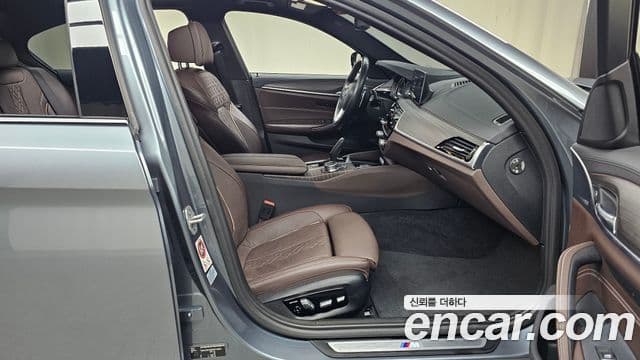 BMW 5시리즈 (G30) 530i xDrive M Sport Plus, 2017 11