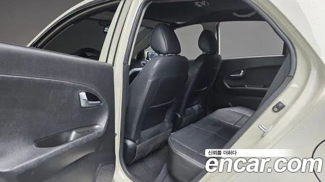 Kia All New Morning Luxury, 2012 18