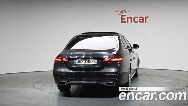 Mercedes-Benz E-класс W213 AMG Line, 2022 4