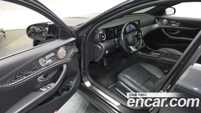 Mercedes-Benz E-класс W213 AMG Line, 2022 10