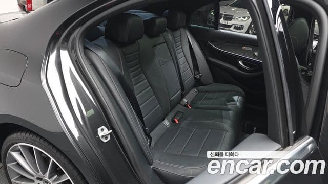 Mercedes-Benz E-класс W213 AMG Line, 2022 11