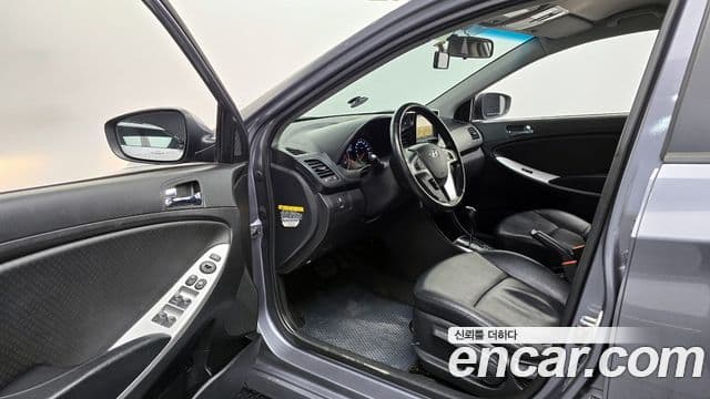 Hyundai Accent(новый кузов / новое поколение) Modern, 2014 12
