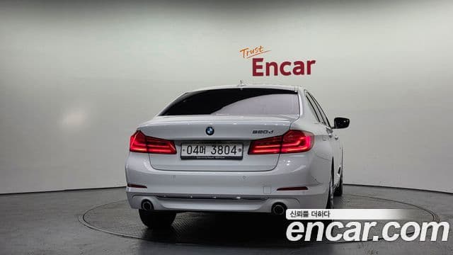 BMW 5시리즈 (G30) 520d Luxury Special Edition, 2018 4