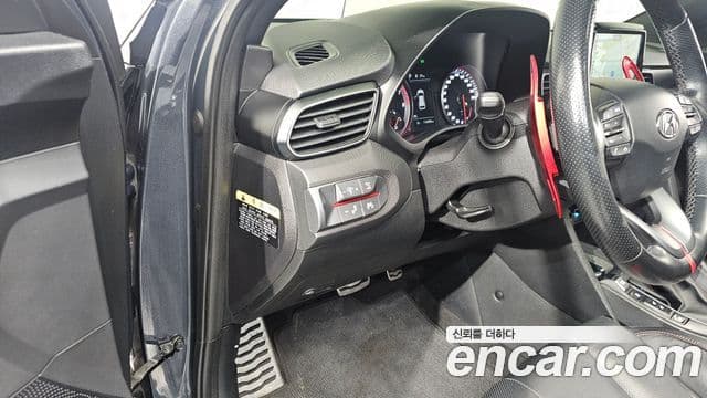 Hyundai Veloster (JS) Core, 2018 15