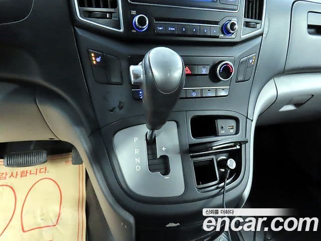 Hyundai Grand Starex CVX Deluxe, 2017 13