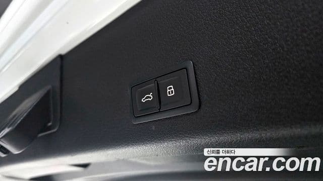 Audi e-Tron, 2020 19