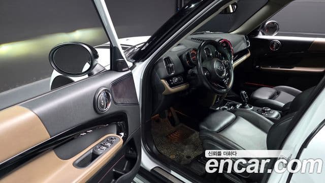 Mini Cooper D Countryman 2세대, 2018 11