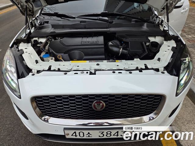 Jaguar E-PACE P250 SE, 2018 6