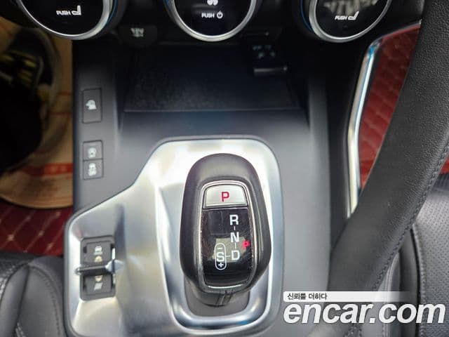 Jaguar E-PACE P250 SE, 2018 9