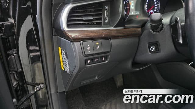 Kia All New K7 3.3 GDI Limited Plus, 2018 14