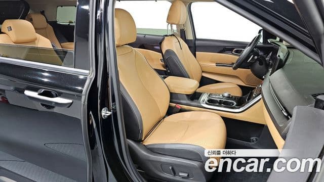 Kia Carnival 4세대 Signature, 2023 10