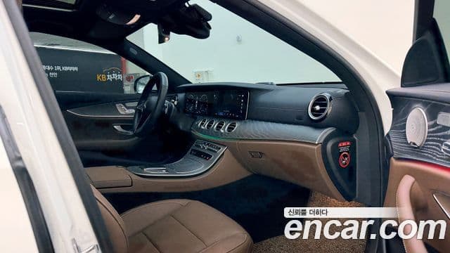 Mercedes-Benz E-класс W213 Exclusive, 2023 17