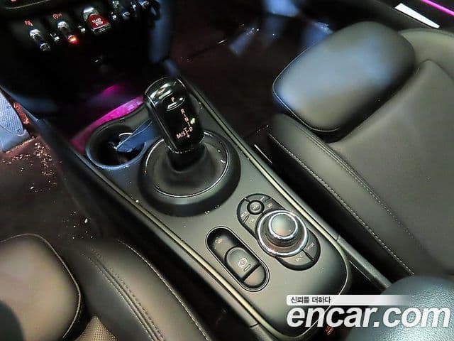 Mini Cooper Countryman 2세대, 2024 12