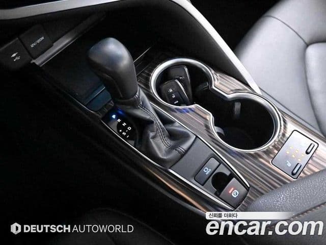 Toyota 캠리 (XV70), 2019 8