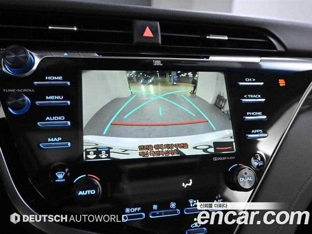 Toyota 캠리 (XV70), 2019 17