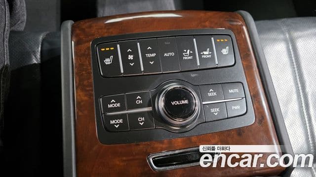Hyundai Equus(новый кузов / новое поколение) Luxury, 2011 19
