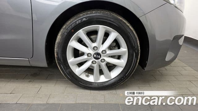 Kia The / новый New K3 дизель Trendy, 2016 все фото