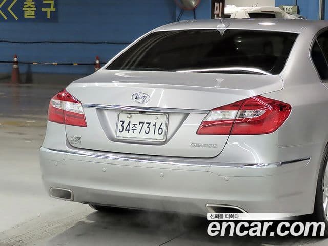 Hyundai Genesis 3.8 экспортная версия, 2012 17