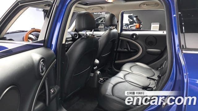 Mini Cooper D Countryman 1세대, 2016 12