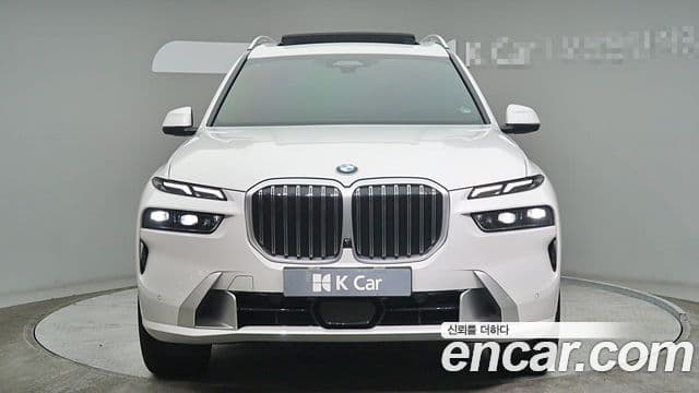 BMW X7 (G07) xDrive 40i Design Pure Excellence 6인승, 2024 3