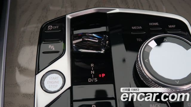 BMW X7 (G07) xDrive 40i Design Pure Excellence 6인승, 2024 9