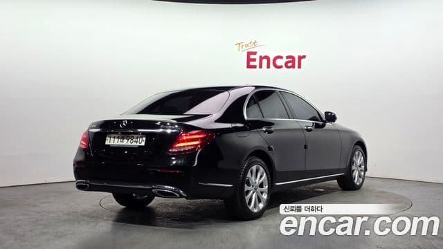 Mercedes-Benz E-класс W213 Exclusive, 2020 2