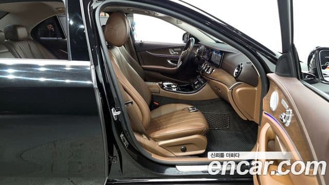 Mercedes-Benz E-класс W213 Exclusive, 2020 11