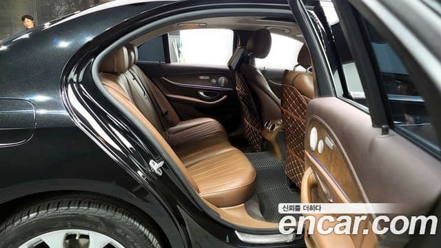 Mercedes-Benz E-класс W213 Exclusive, 2020 12