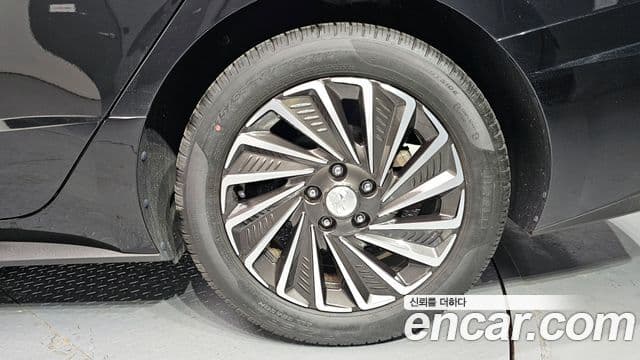 Hyundai Sonata гибрид (DN8) Premium Plus, 2023 все фото