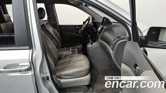 Kia Carnival R топовая версия, 2012 11