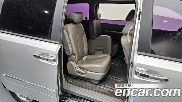 Kia Carnival R топовая версия, 2012 12