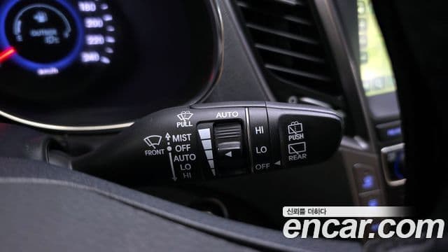 Hyundai Maxcruz Special, 2016 17